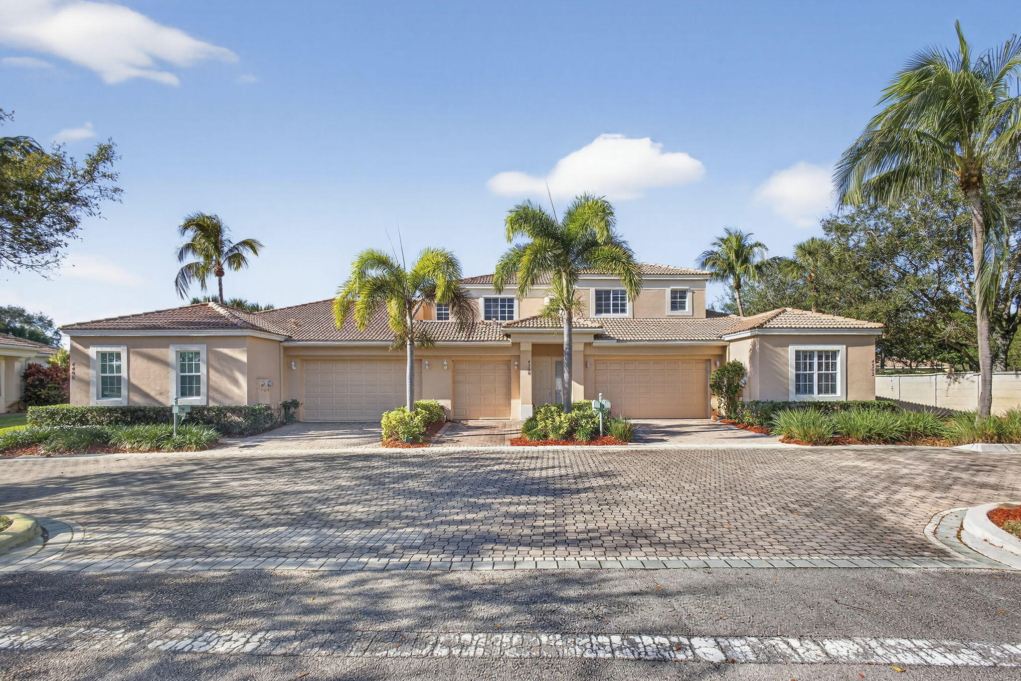 Palm Beach Gardens photo 2