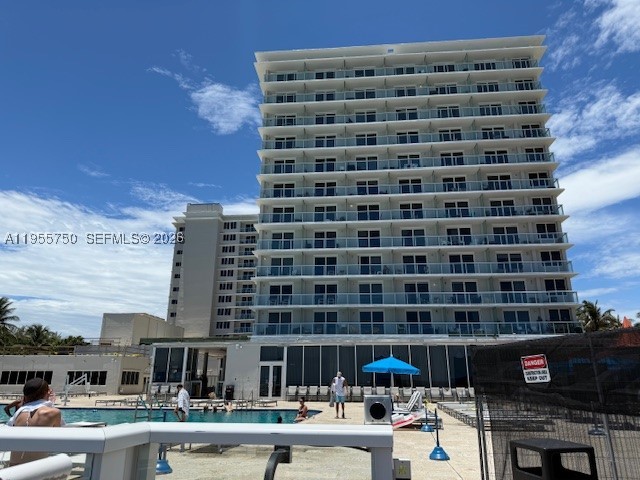 Sunny Isles Beach photo 1