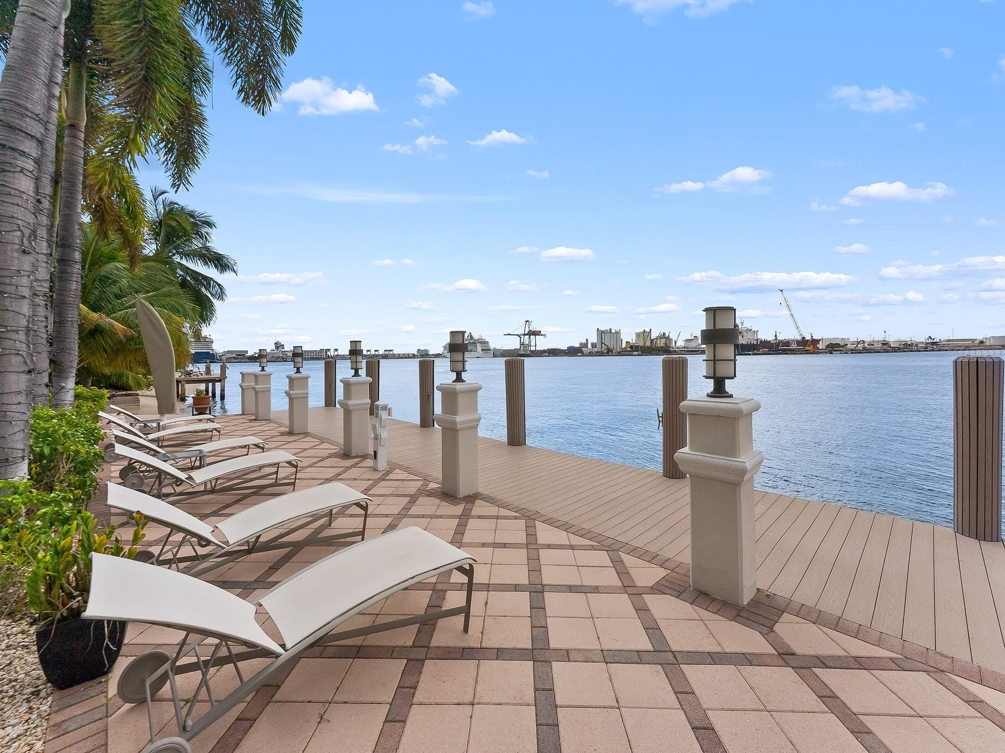 Fort Lauderdale photo 3