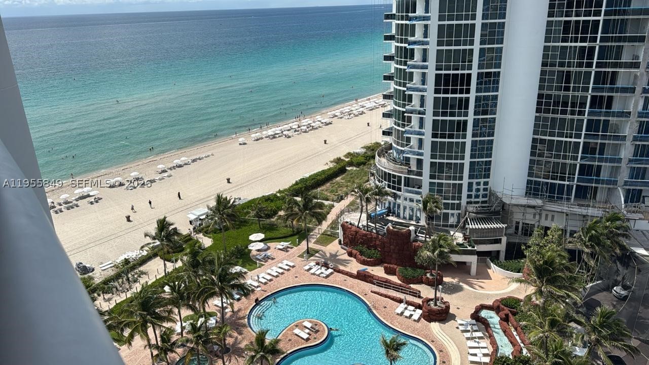 Sunny Isles Beach photo 1