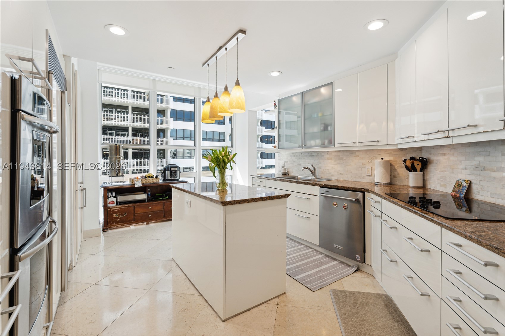 Bal Harbour photo 4