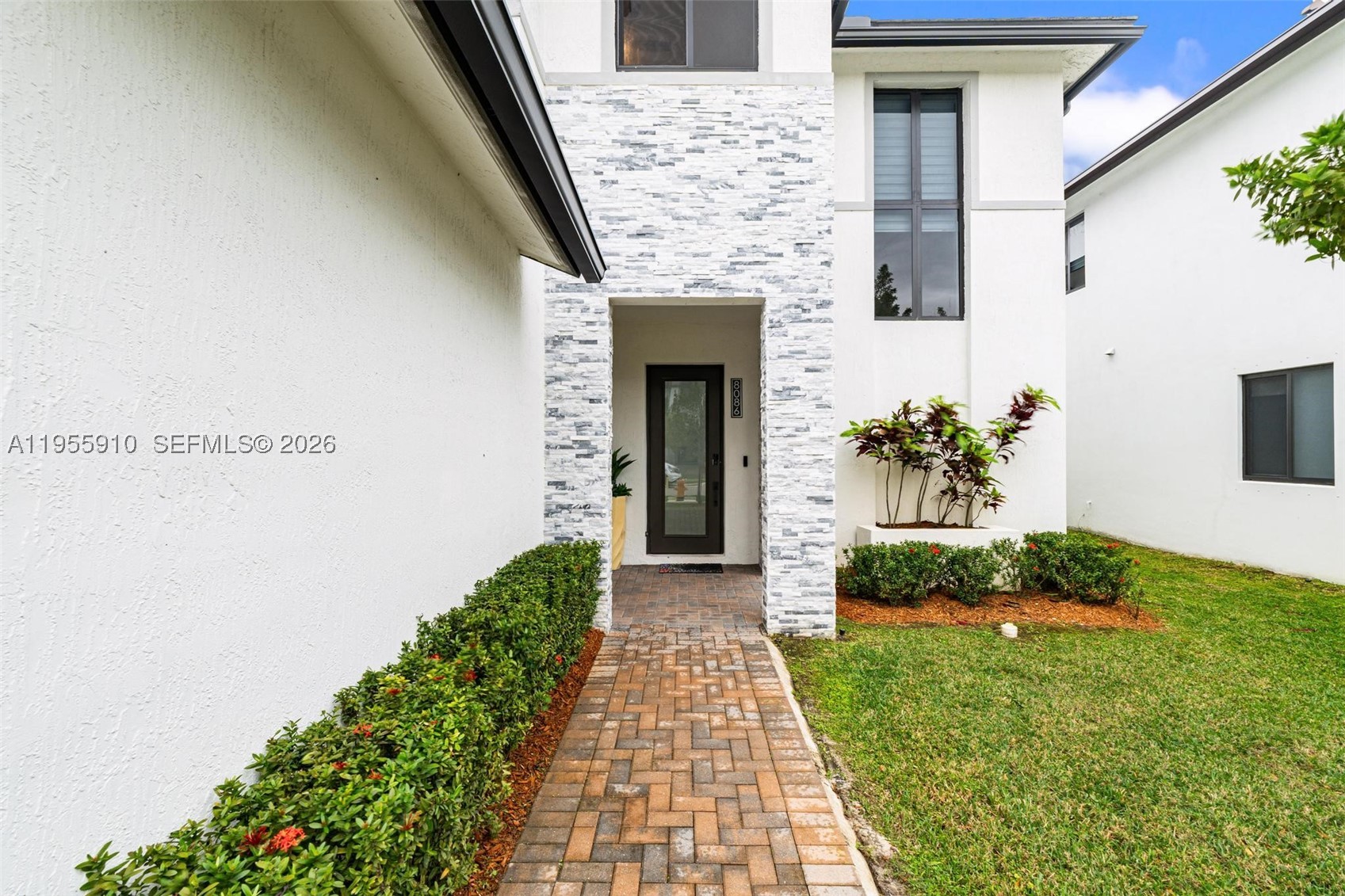 Doral photo 4