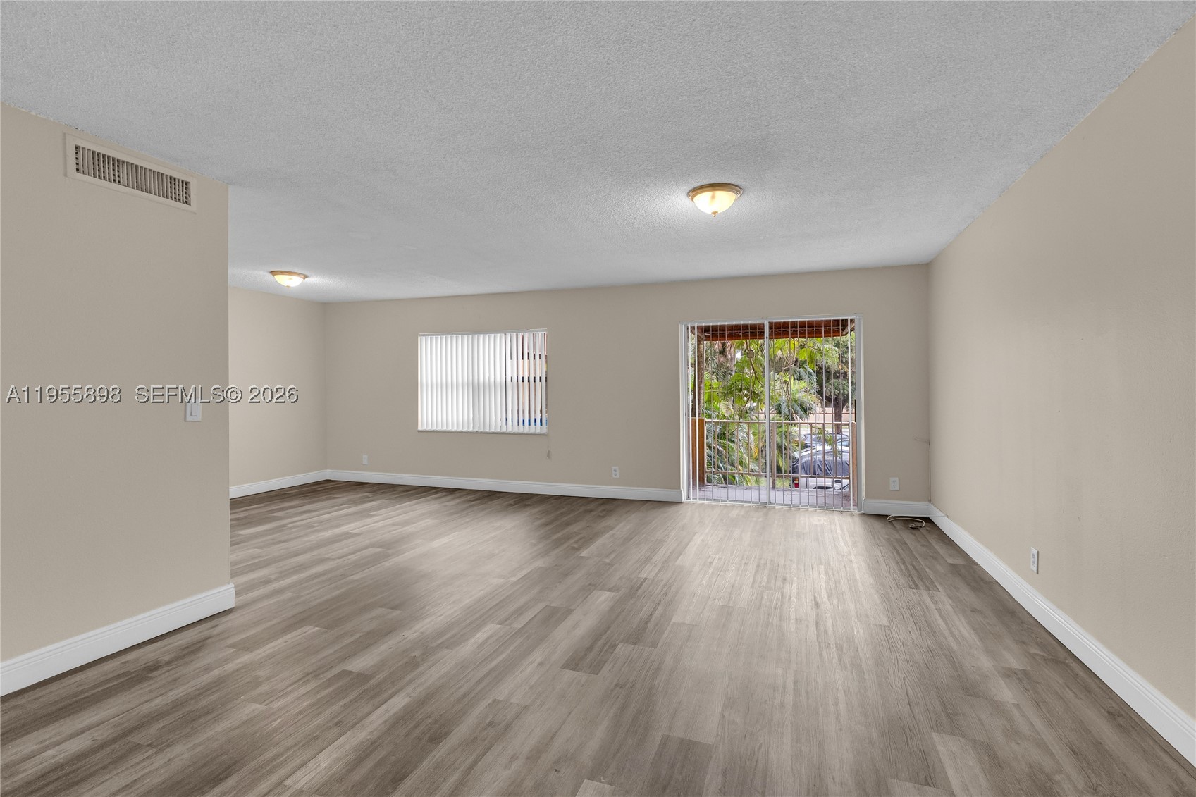Hialeah photo 4