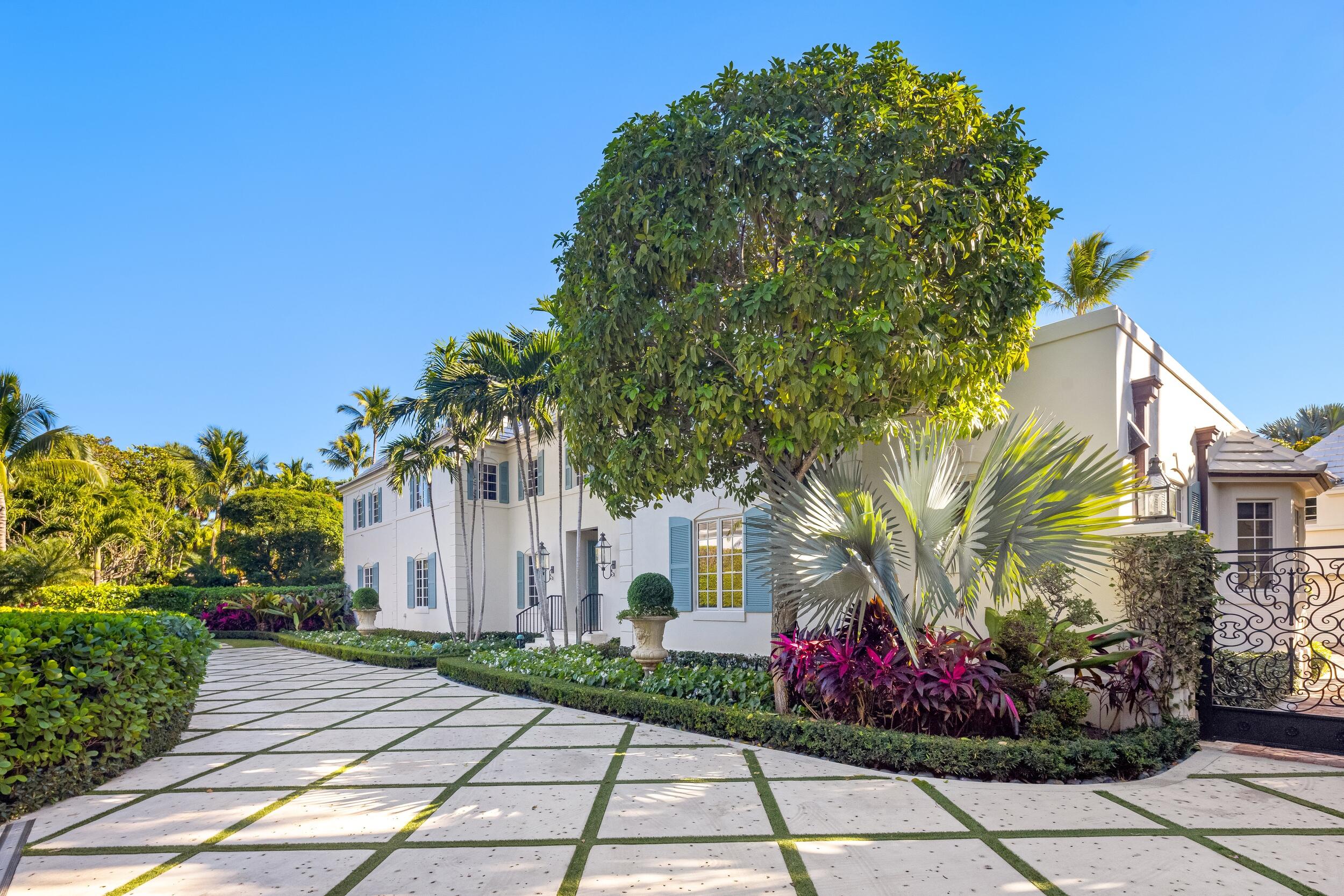 Palm Beach photo 2