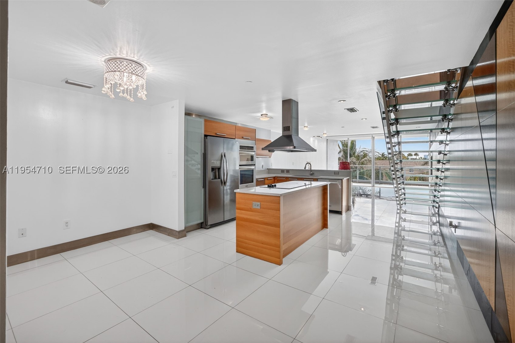 Aventura photo 1