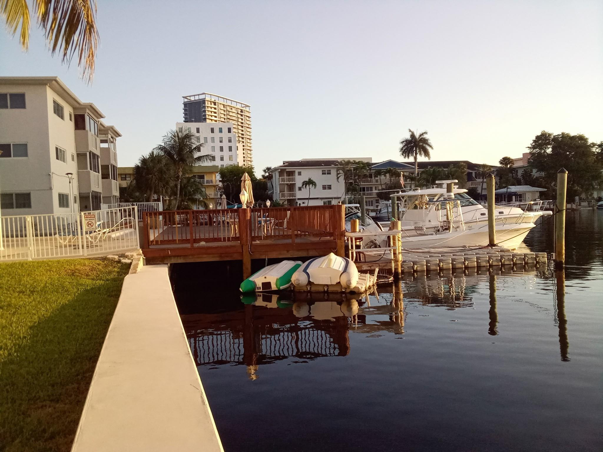 Hallandale Beach photo 4