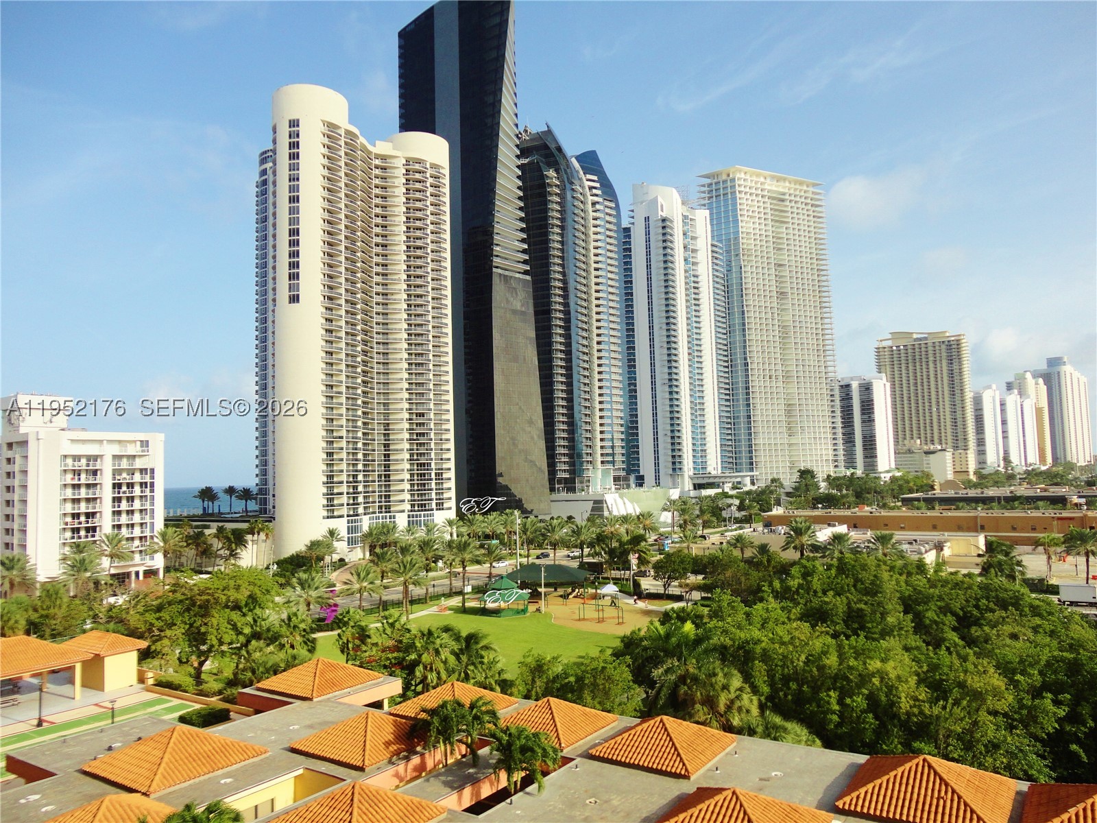 Sunny Isles Beach photo 2