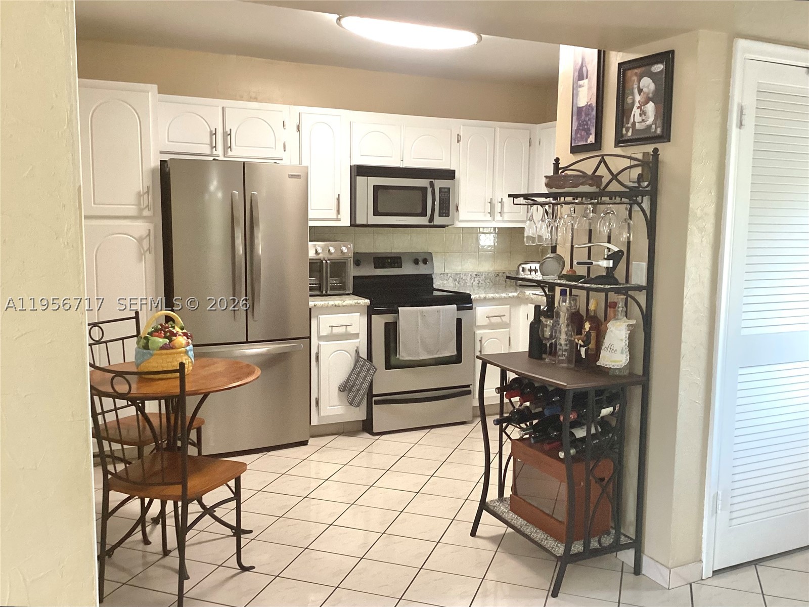 Pembroke Pines photo 2