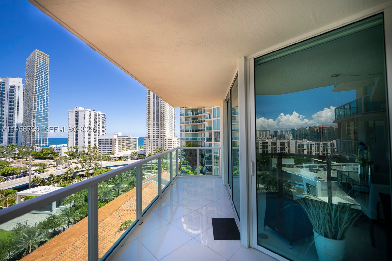 Sunny Isles Beach photo 1