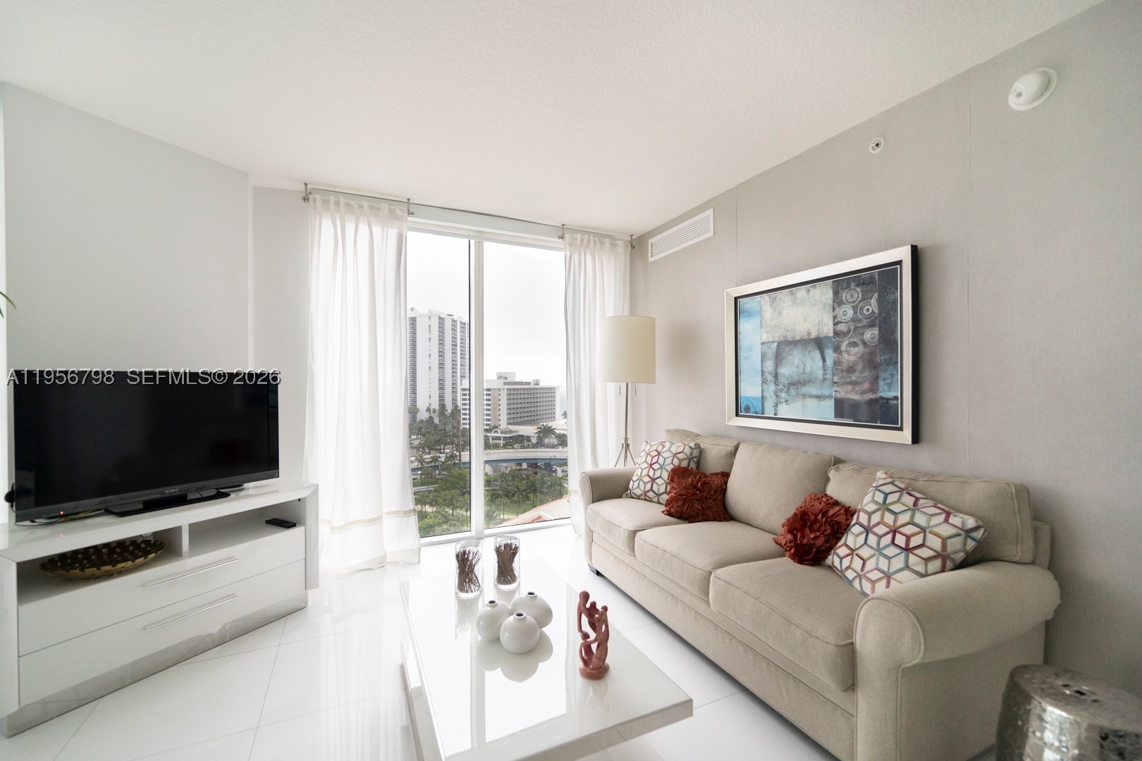 Sunny Isles Beach photo 5