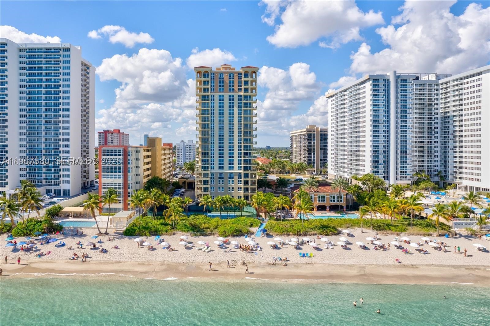 Hallandale Beach photo 1