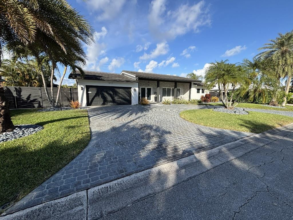Fort Lauderdale photo 1
