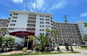 North Miami Beach photo 2