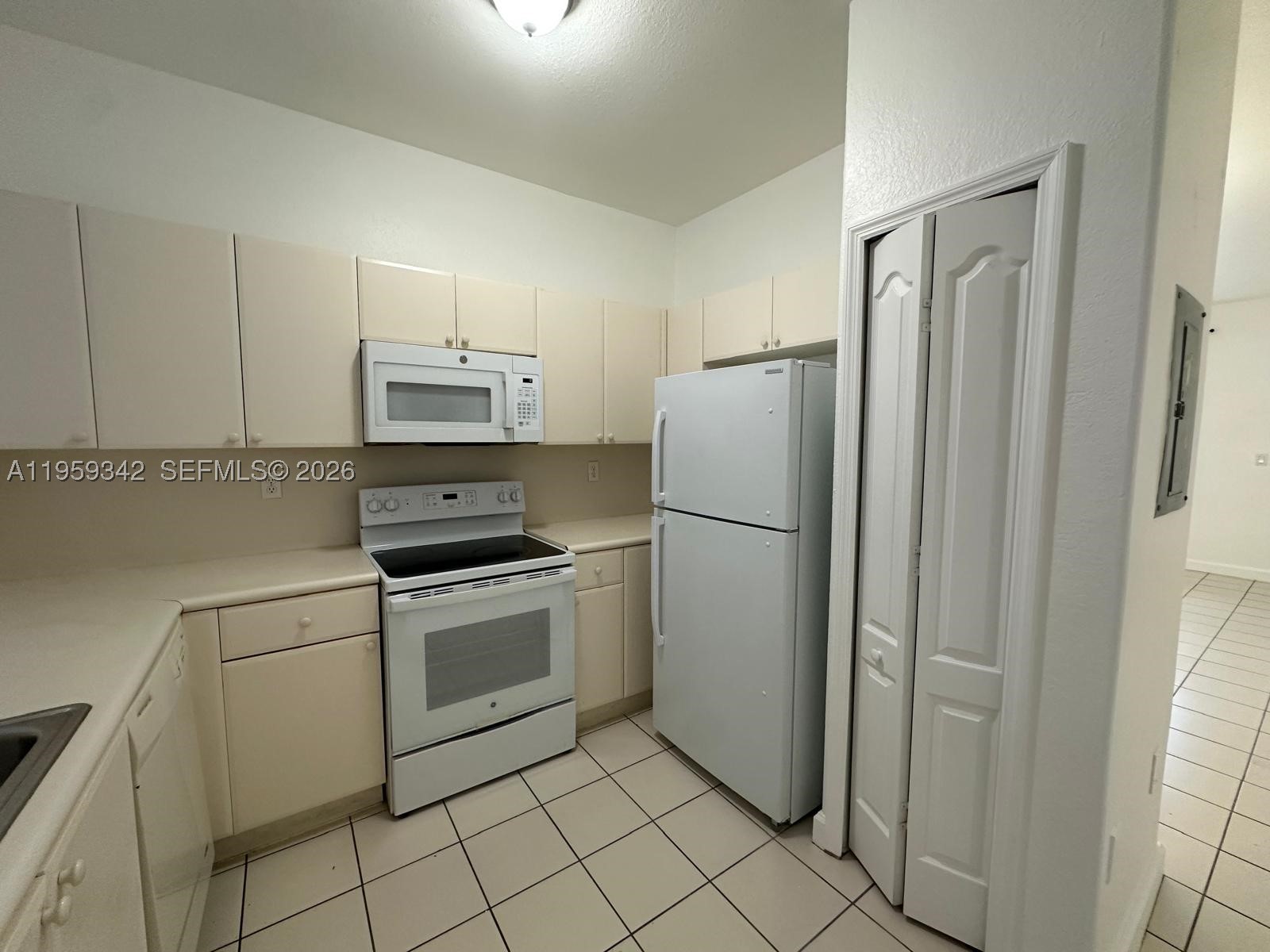 Homestead photo 5