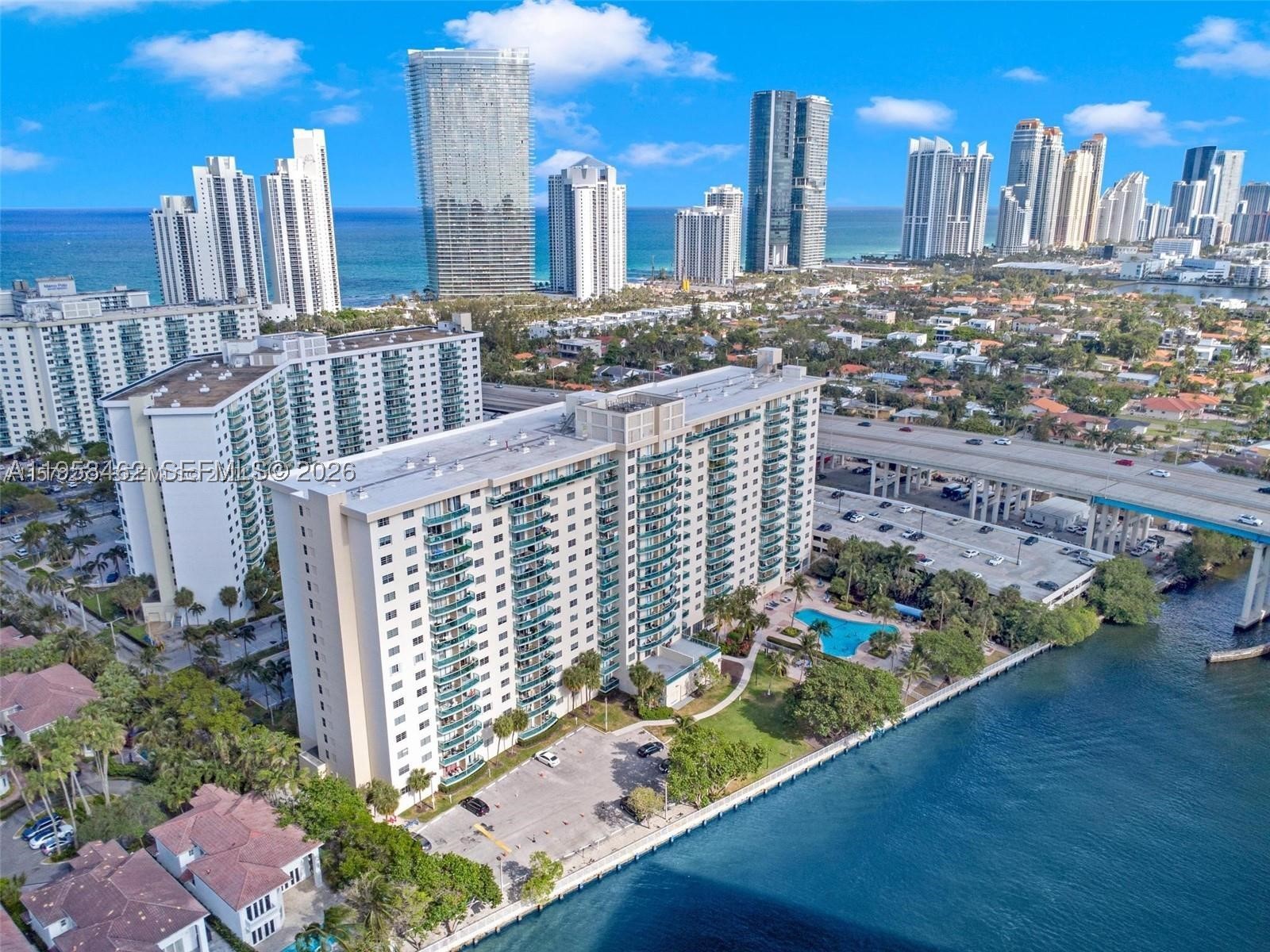 Sunny Isles Beach photo 2