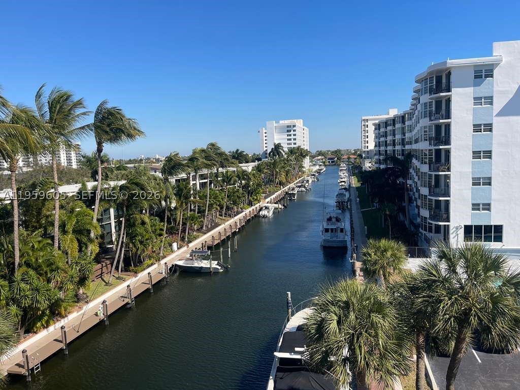 Fort Lauderdale photo 1