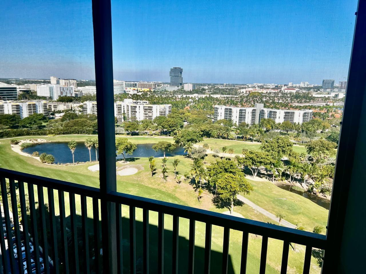 Aventura photo 2