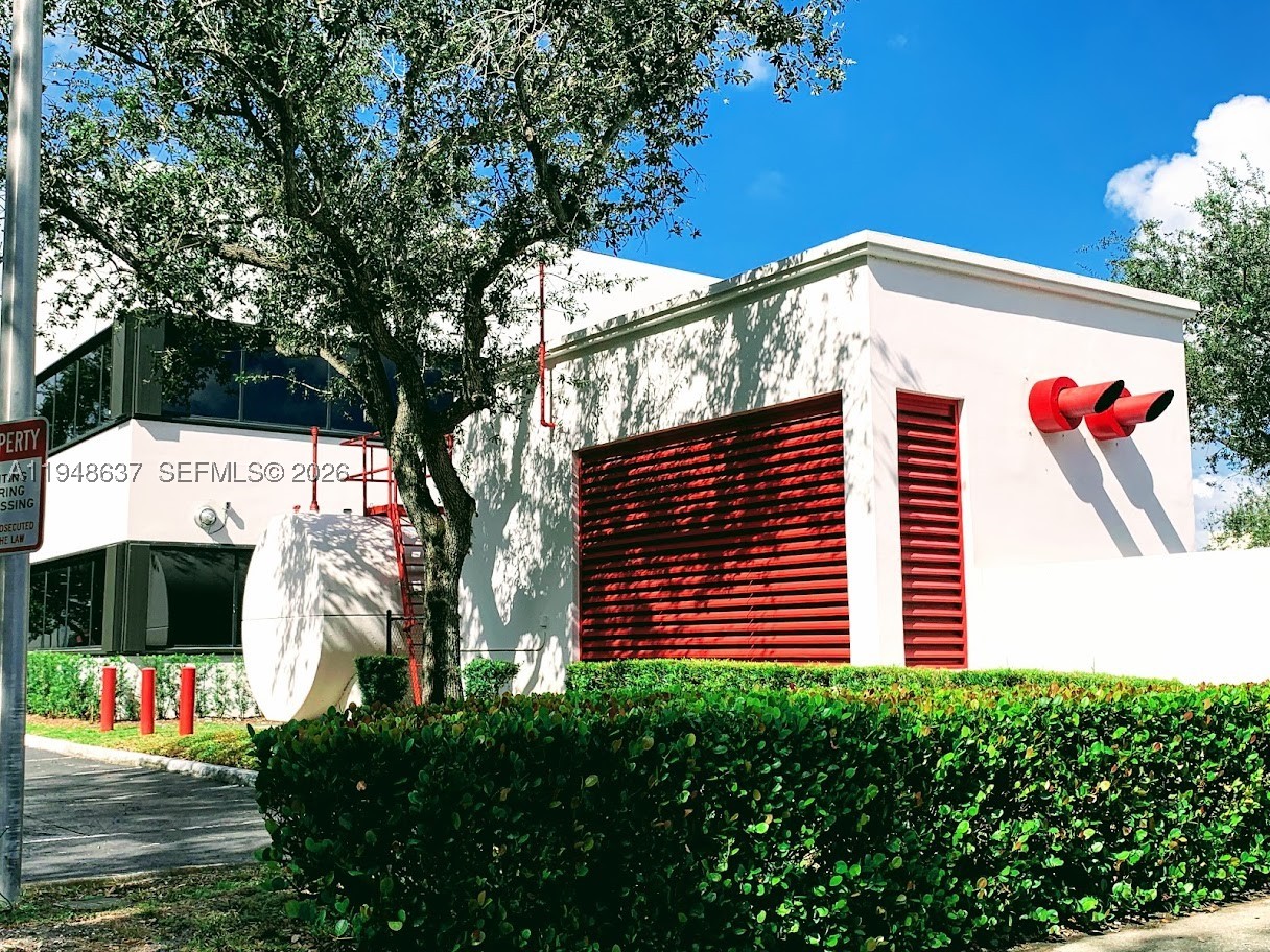 Miami Lakes photo 3