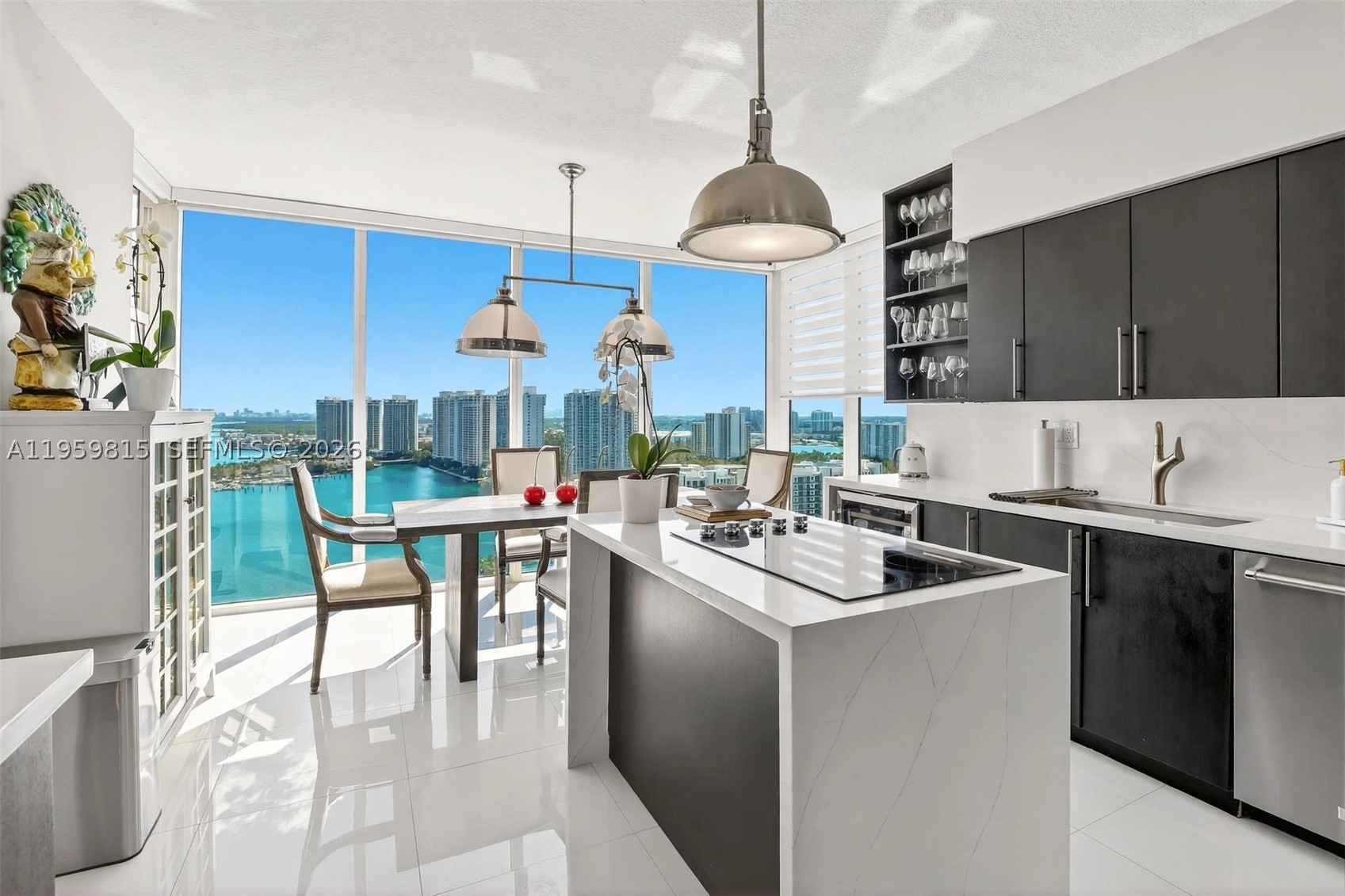 Aventura photo 4