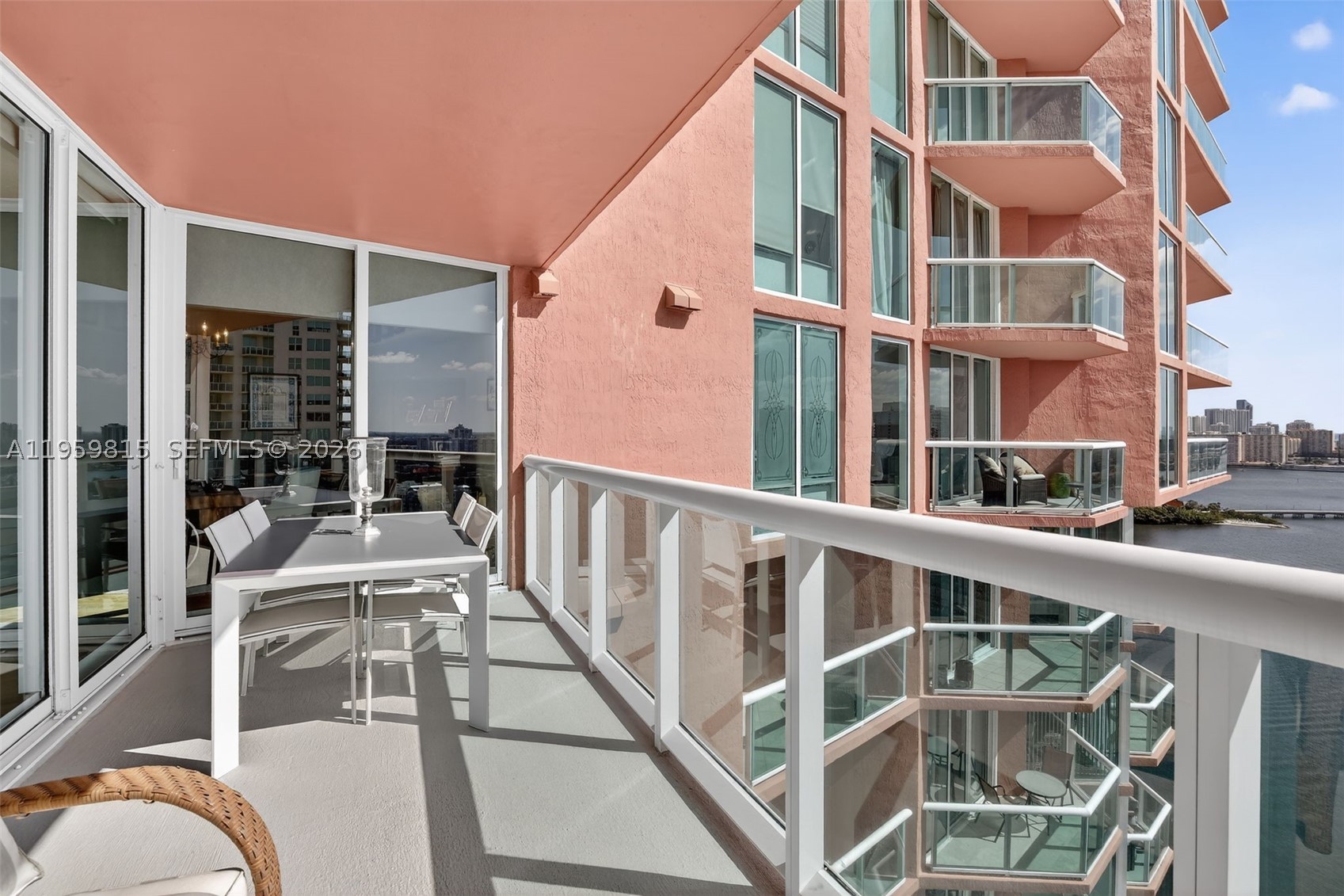 Aventura photo 5