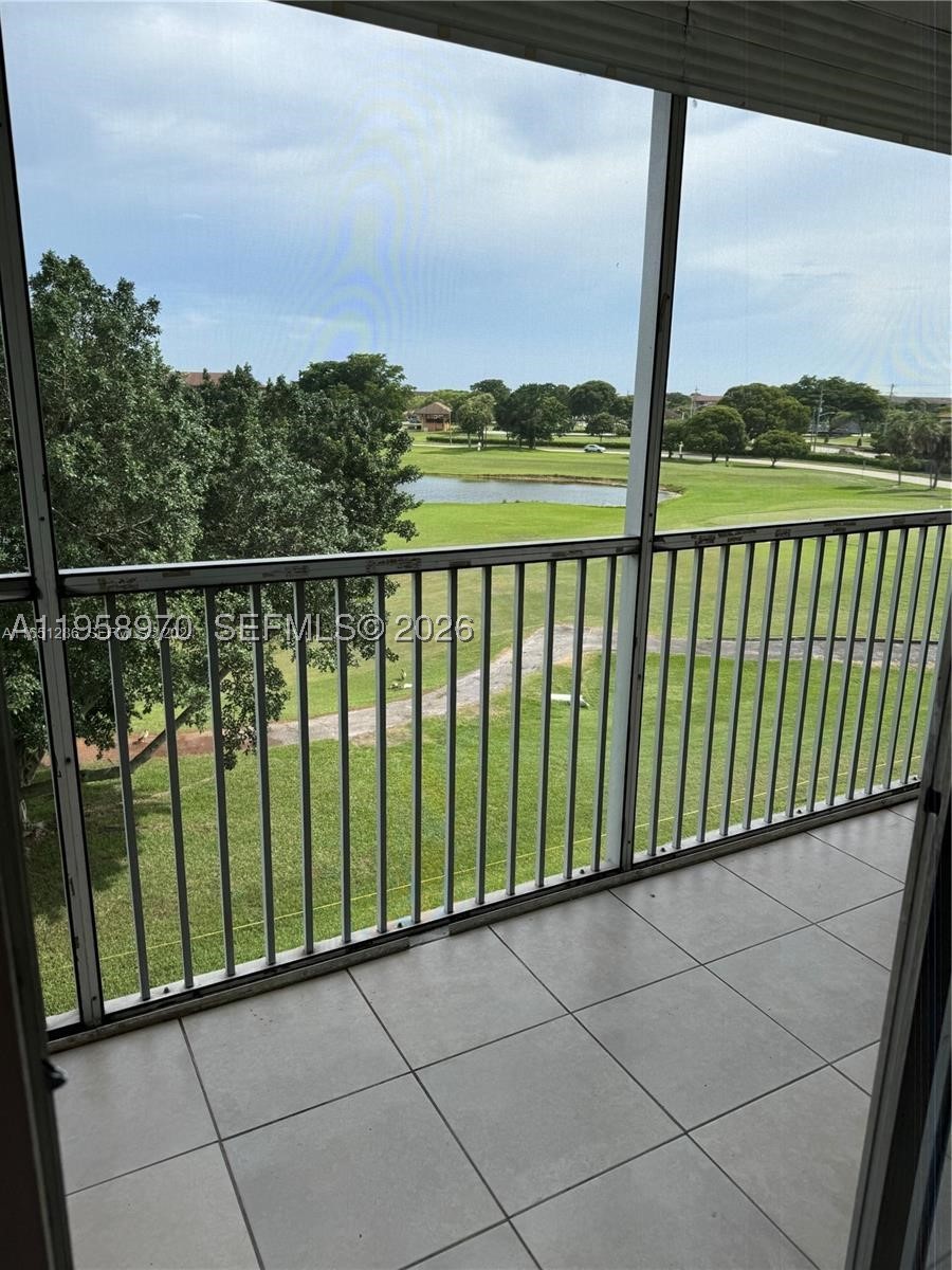 Pembroke Pines photo 1