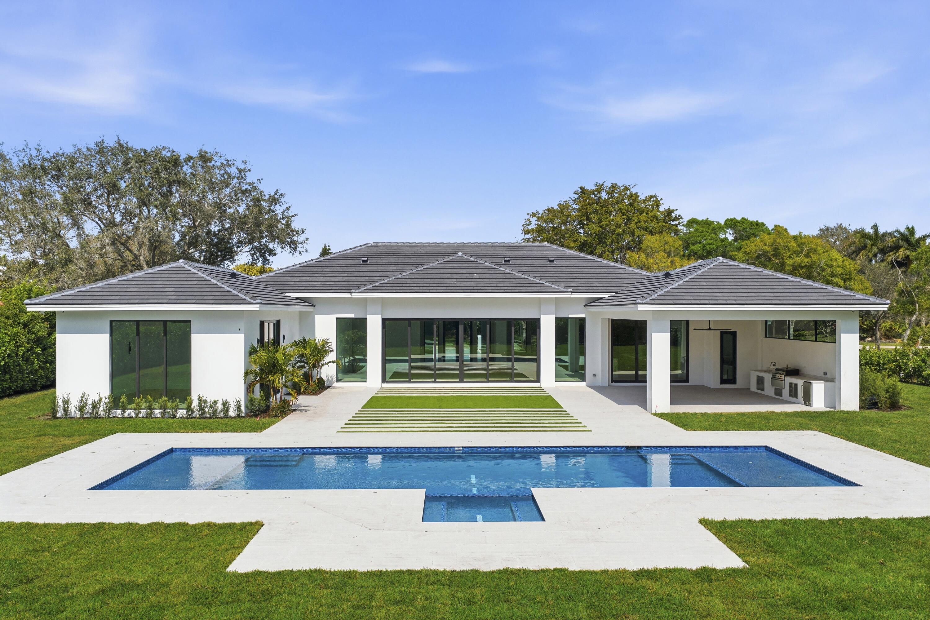 Palm Beach Gardens photo 2