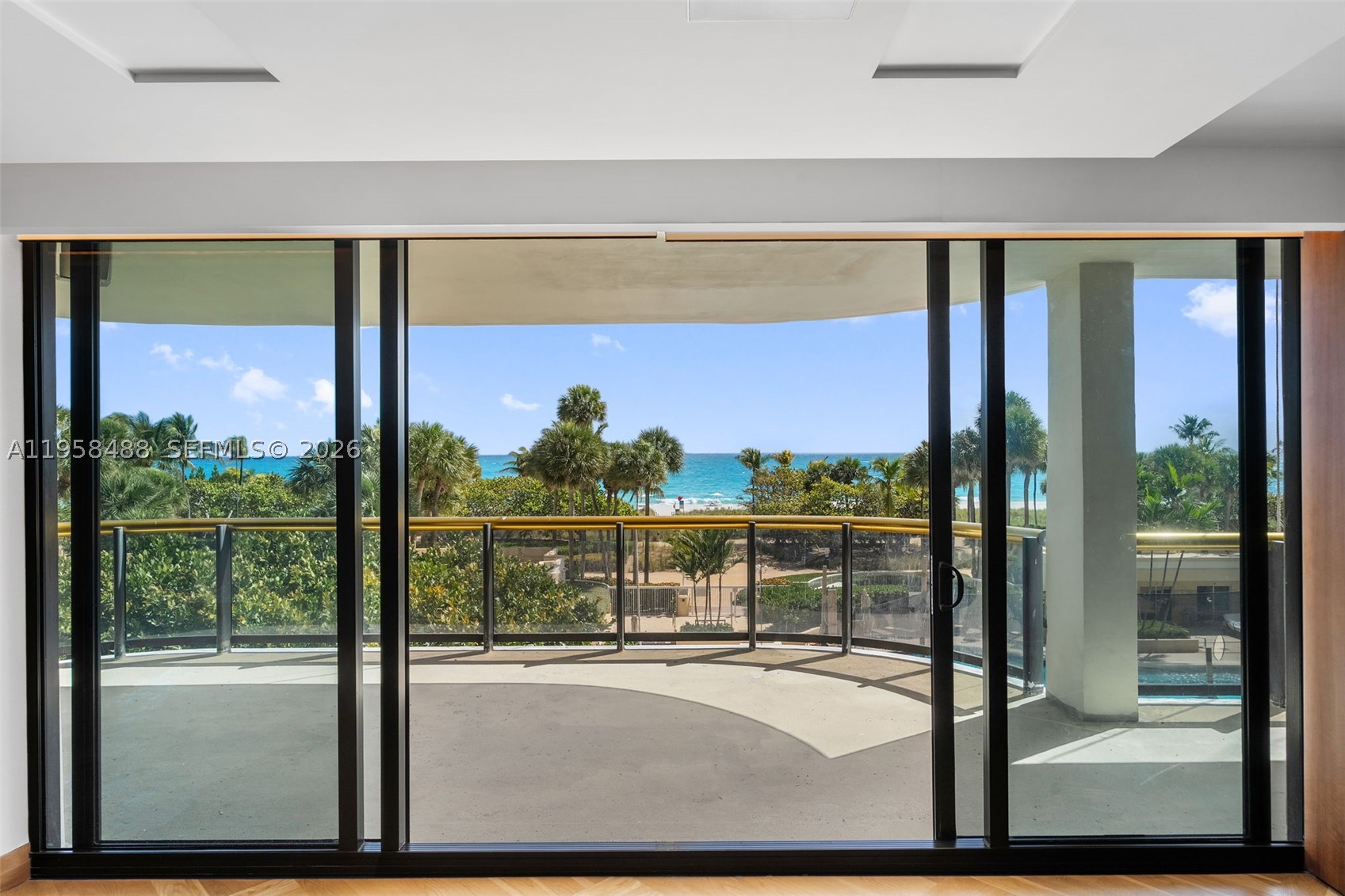 Bal Harbour photo 2