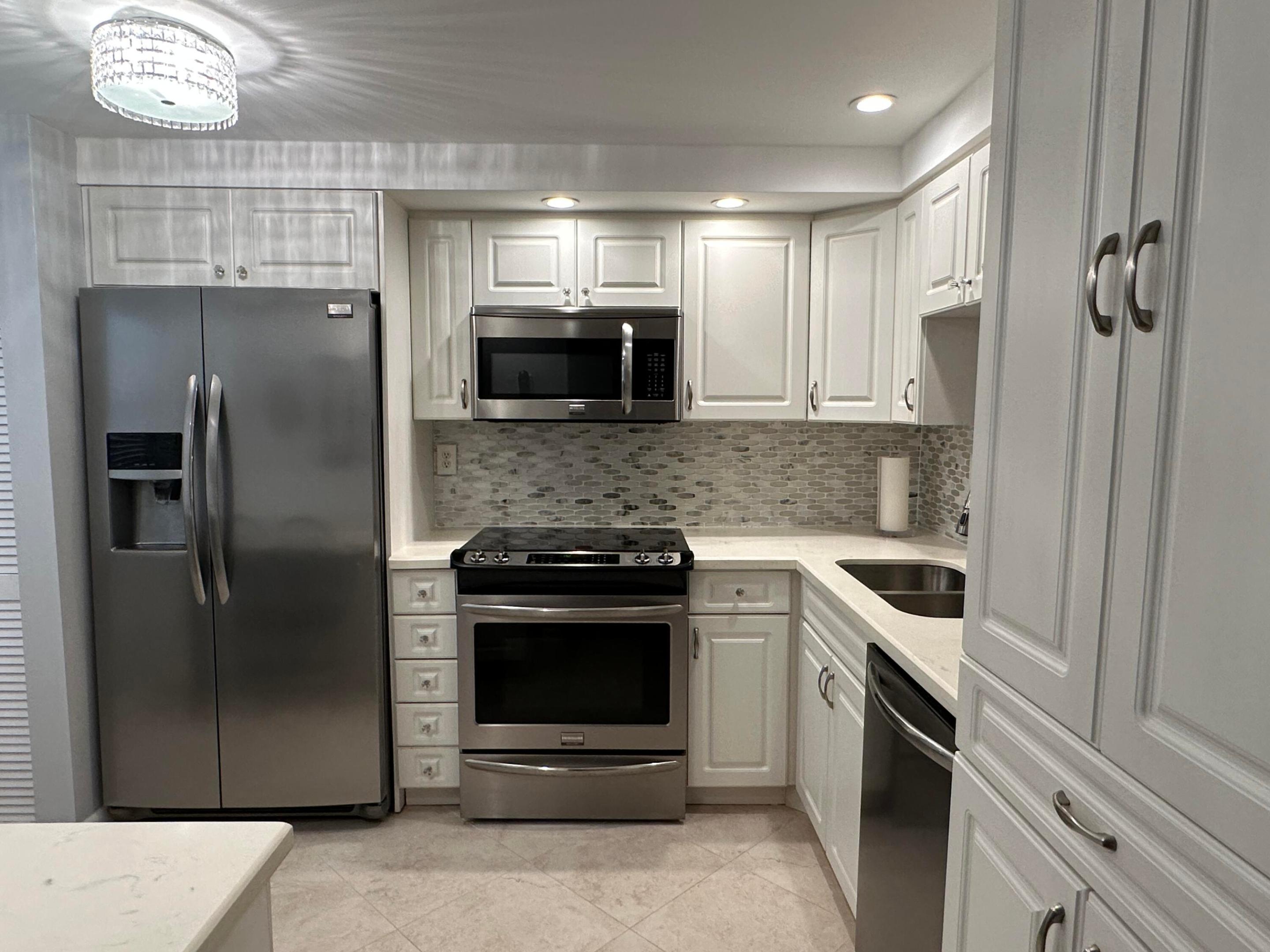 Pembroke Pines photo 5
