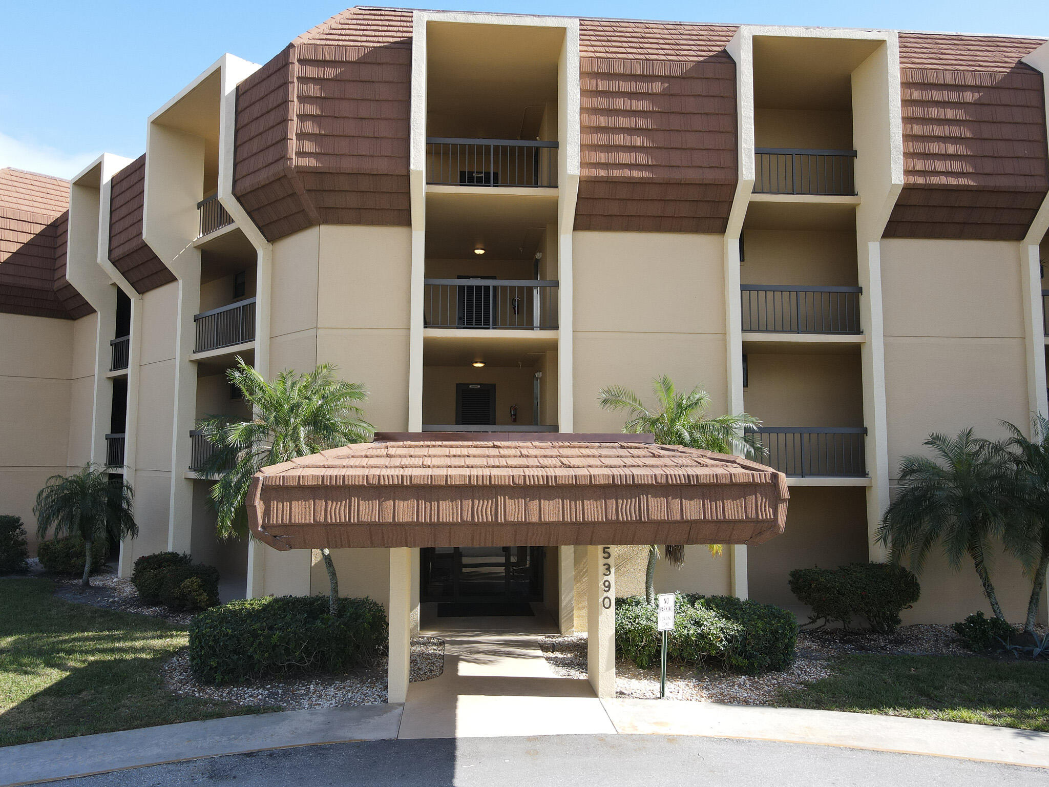 Palm Beach Gardens photo 3