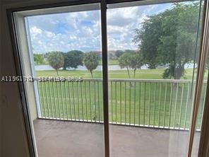 Pembroke Pines photo 4