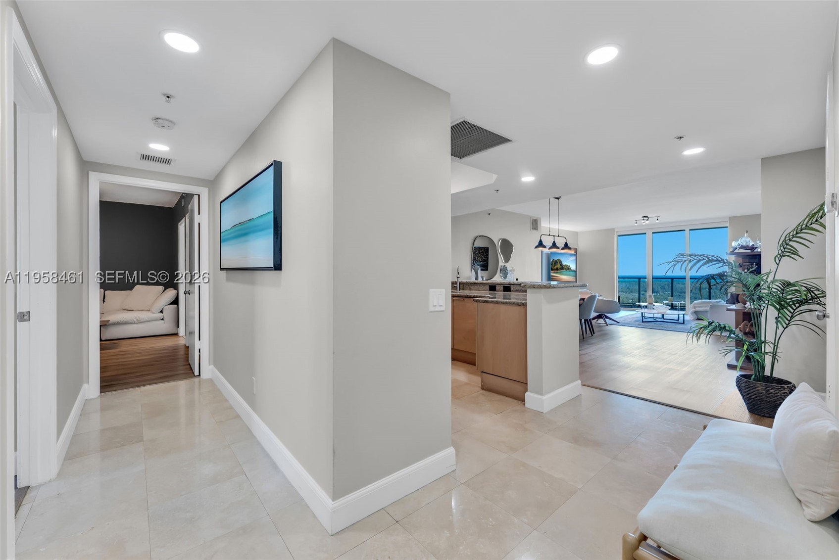 North Miami photo 4