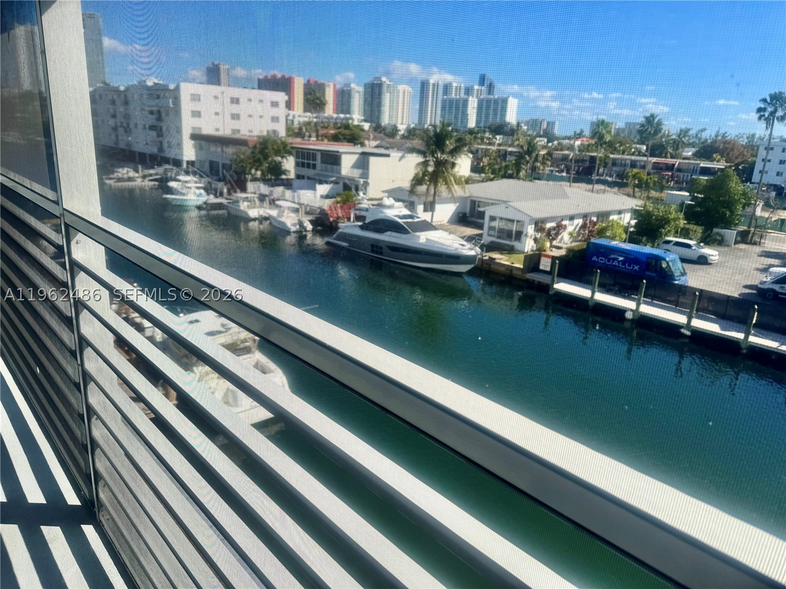 North Miami Beach photo 1