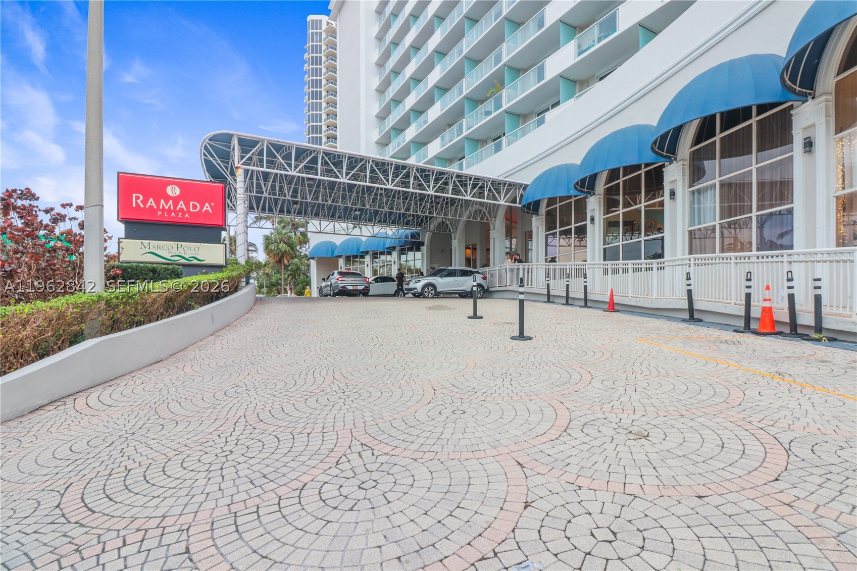 Sunny Isles Beach photo 1