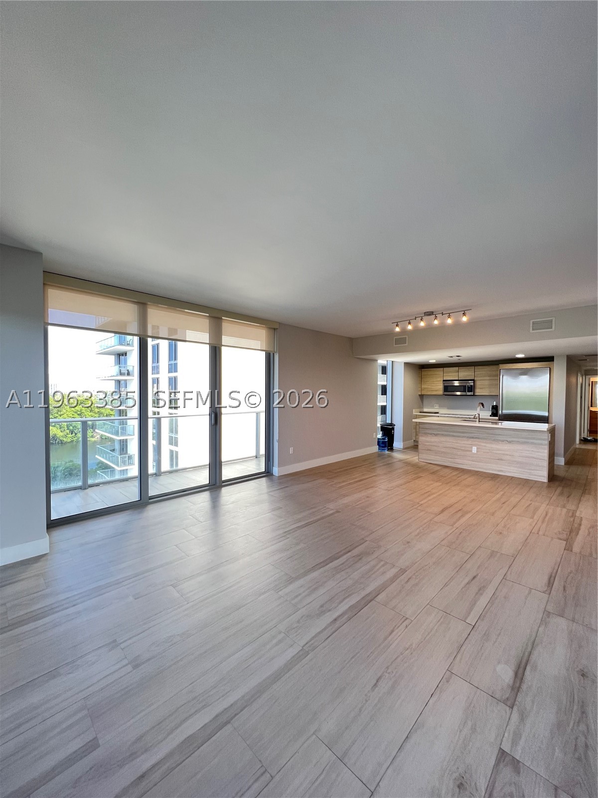 North Miami Beach photo 4