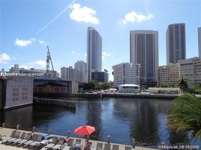 Hallandale Beach photo 1