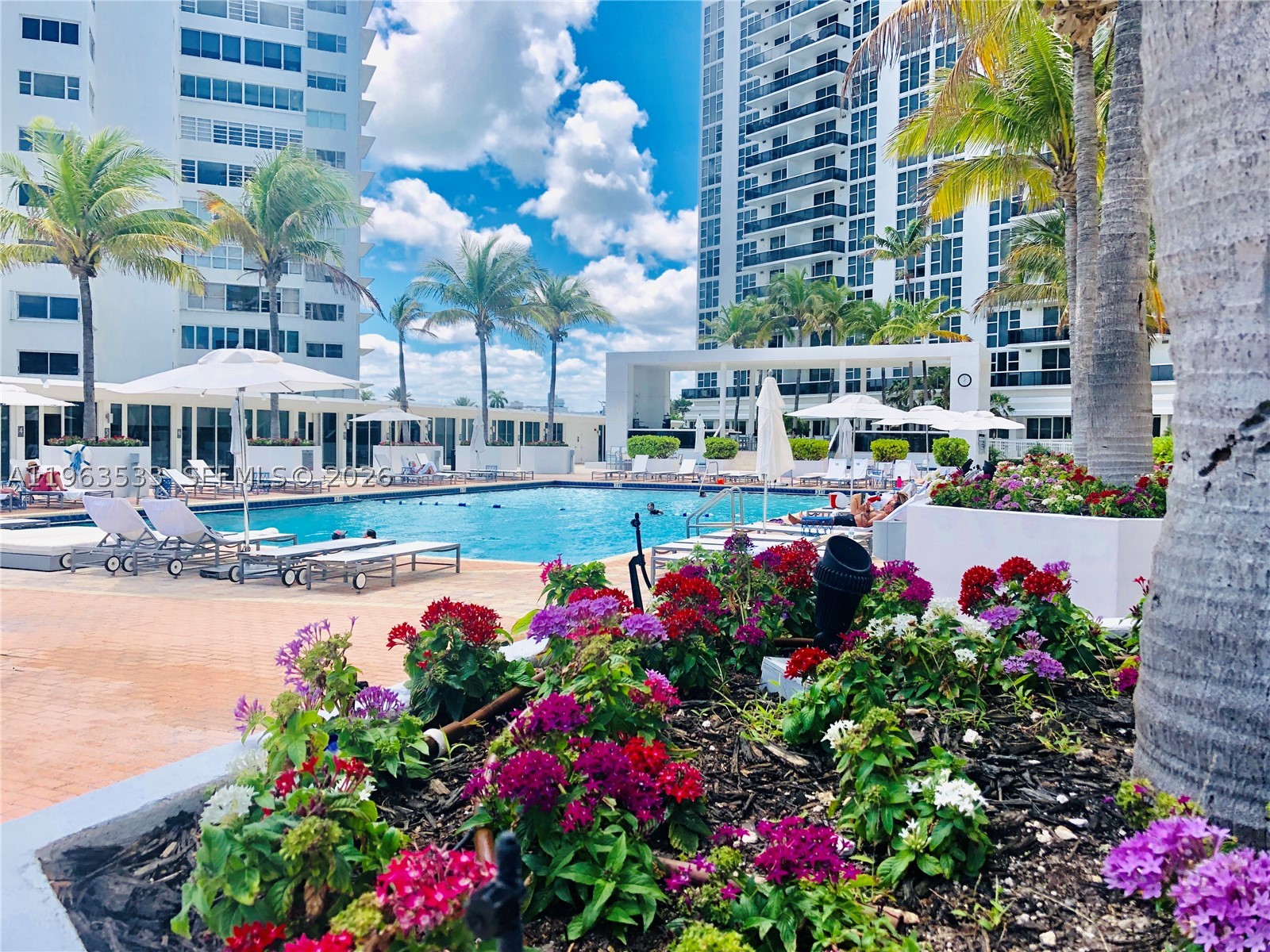 Bal Harbour photo 2