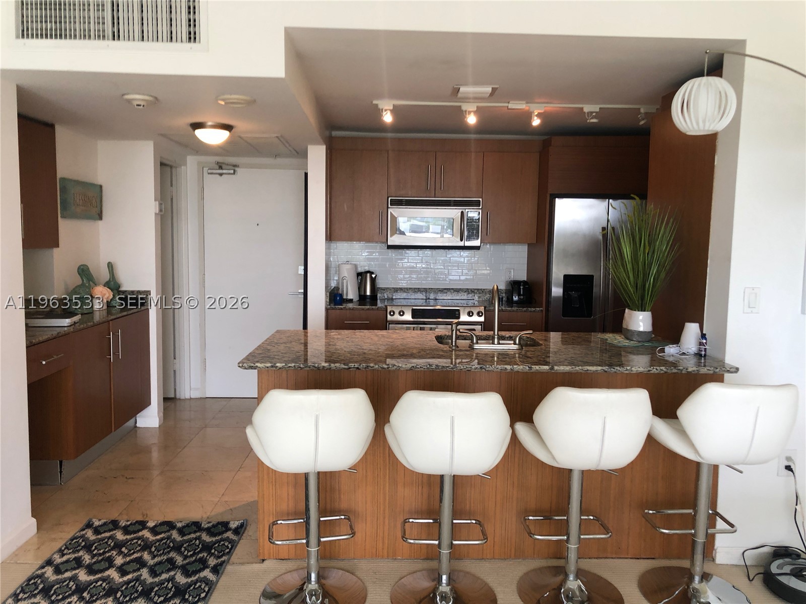 Bal Harbour photo 3