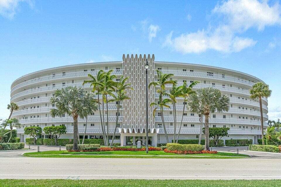 Palm Beach photo 2