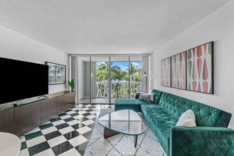 Palm Beach photo 4