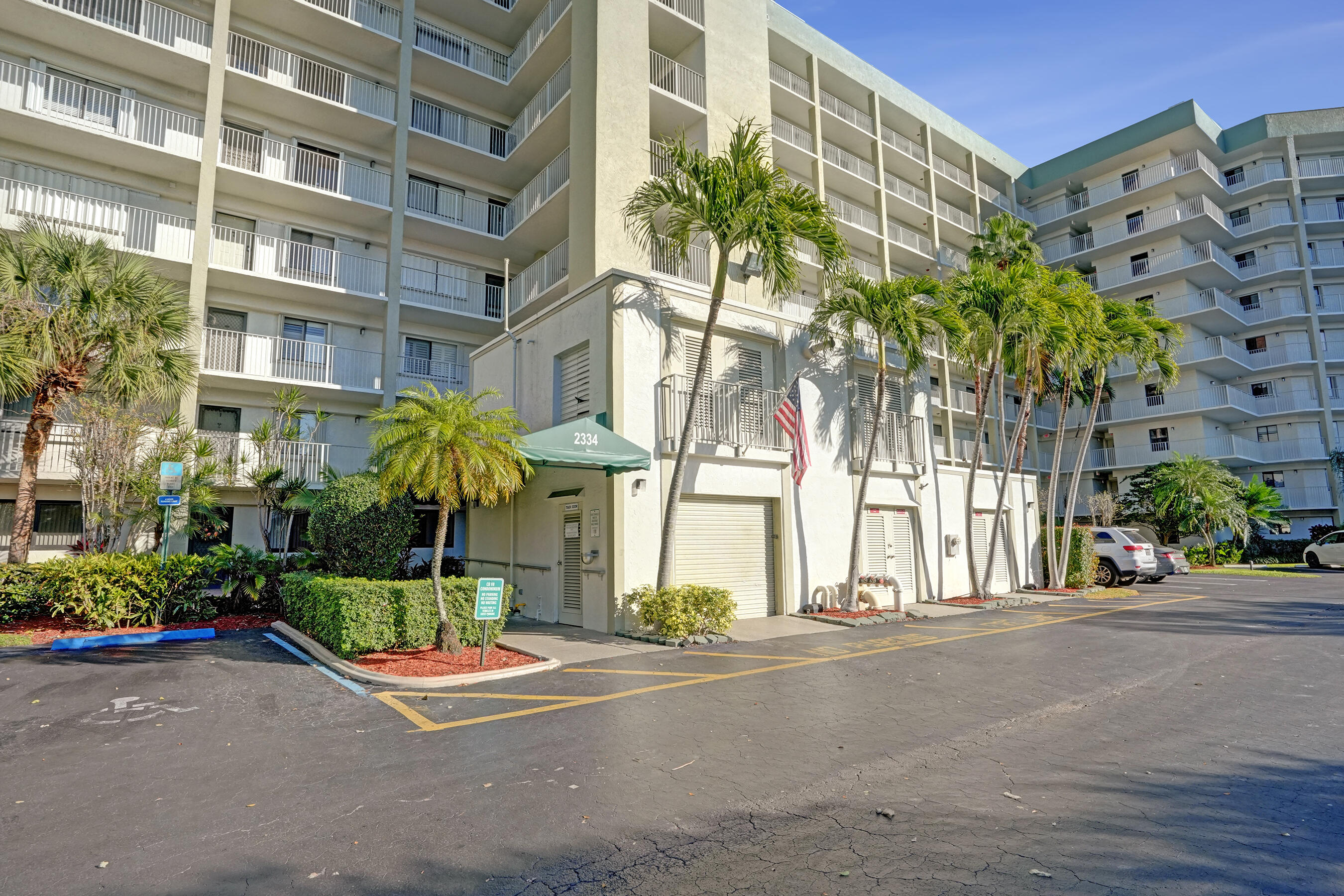 Pompano Beach photo 2