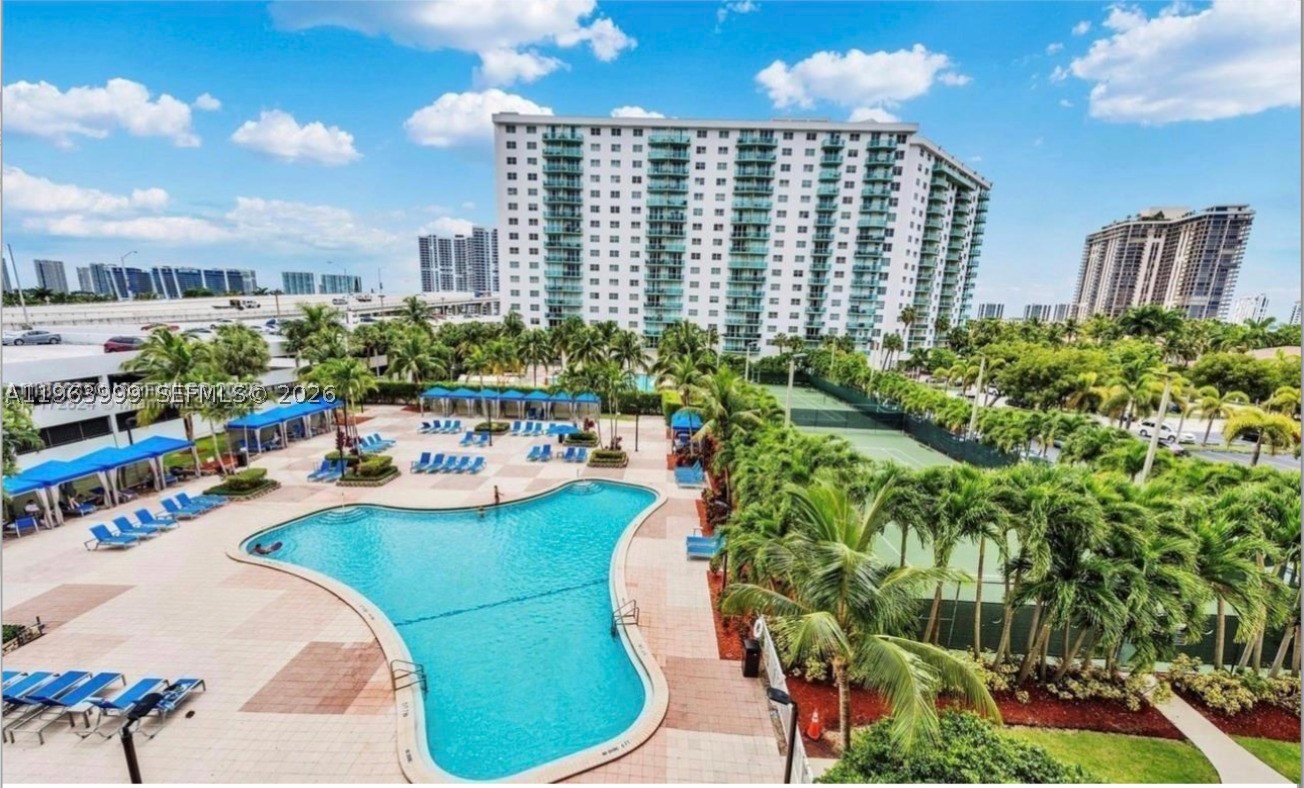 Sunny Isles Beach photo 2