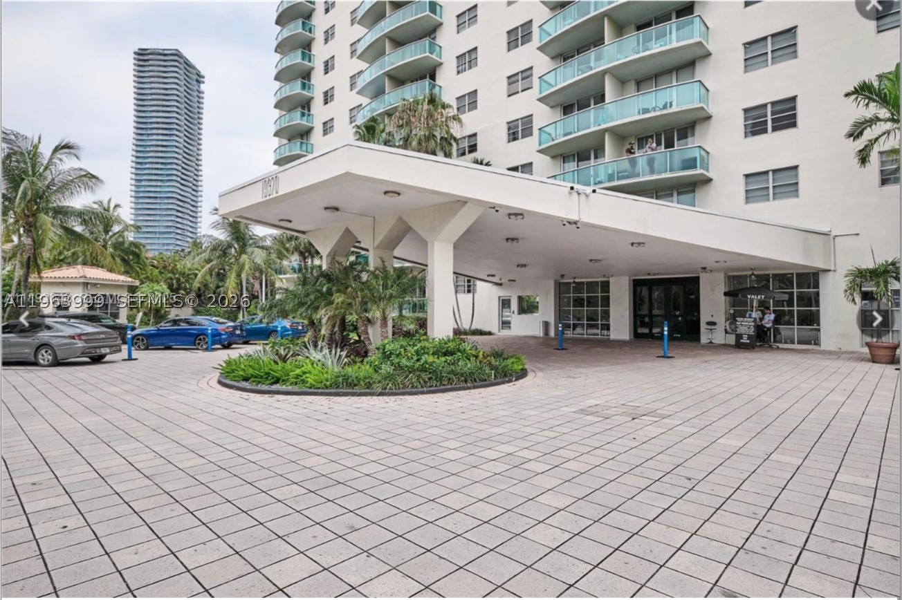 Sunny Isles Beach photo 4
