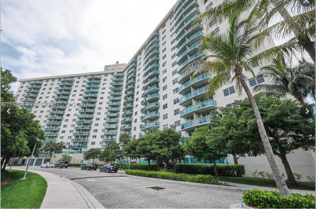 Sunny Isles Beach photo 5