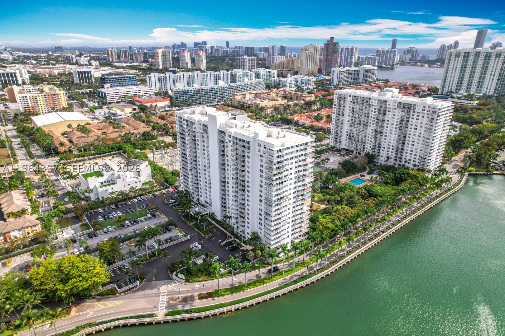Aventura photo 5