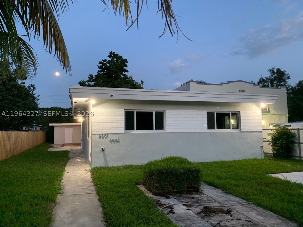 Miami photo 1