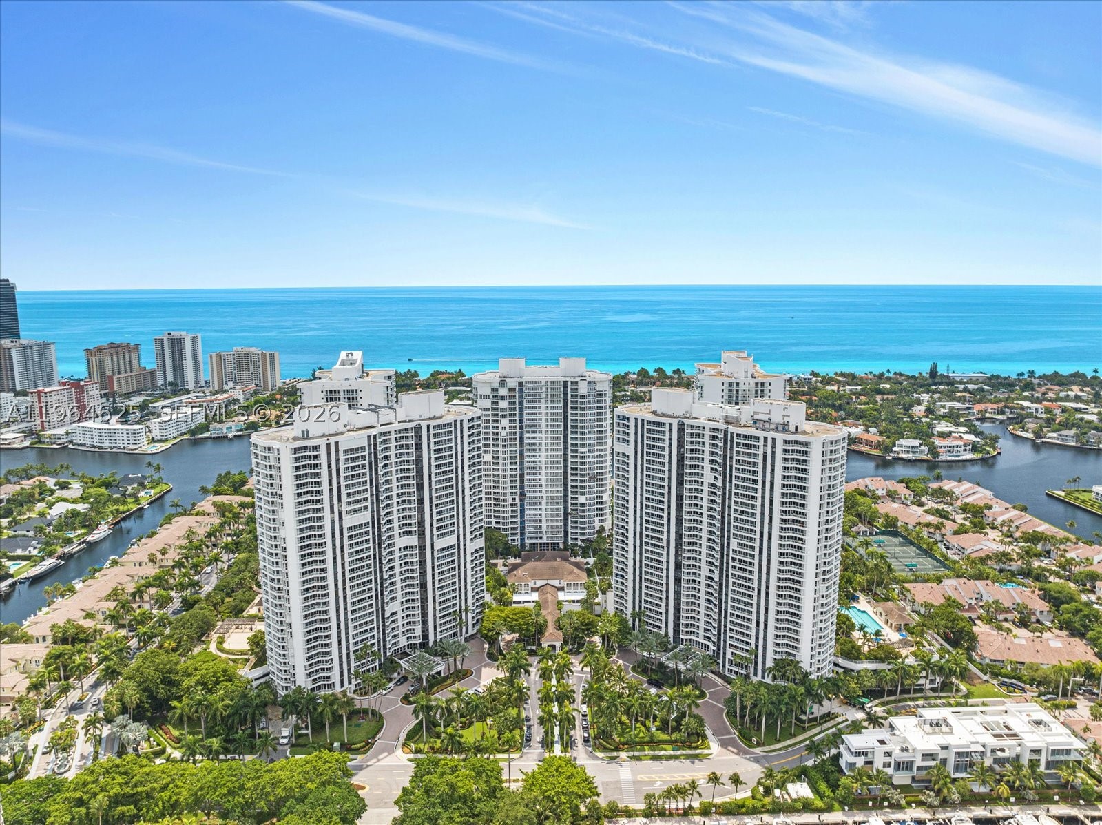 Aventura photo 2
