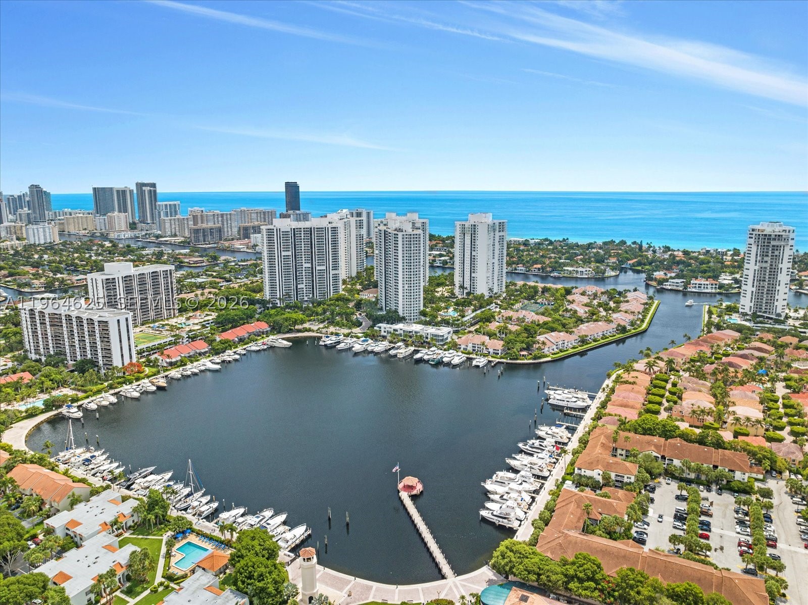 Aventura photo 4