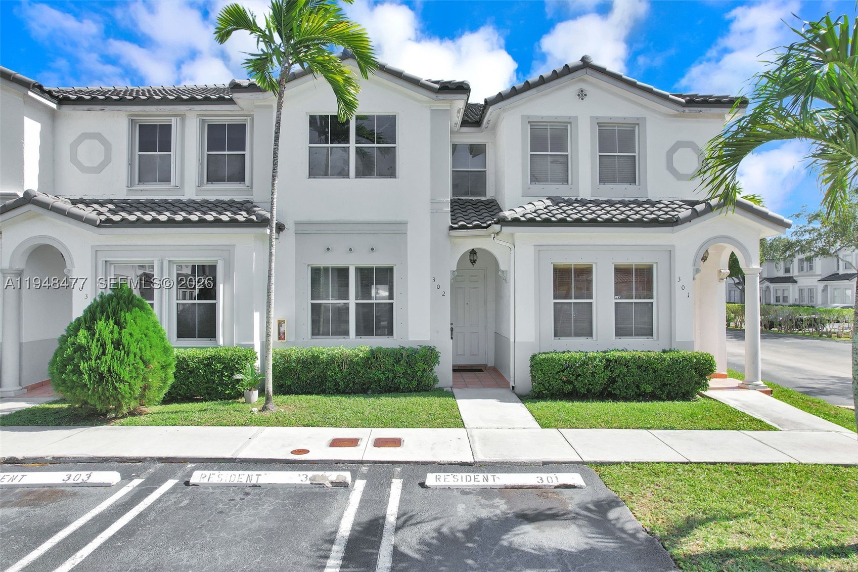 Doral photo 2