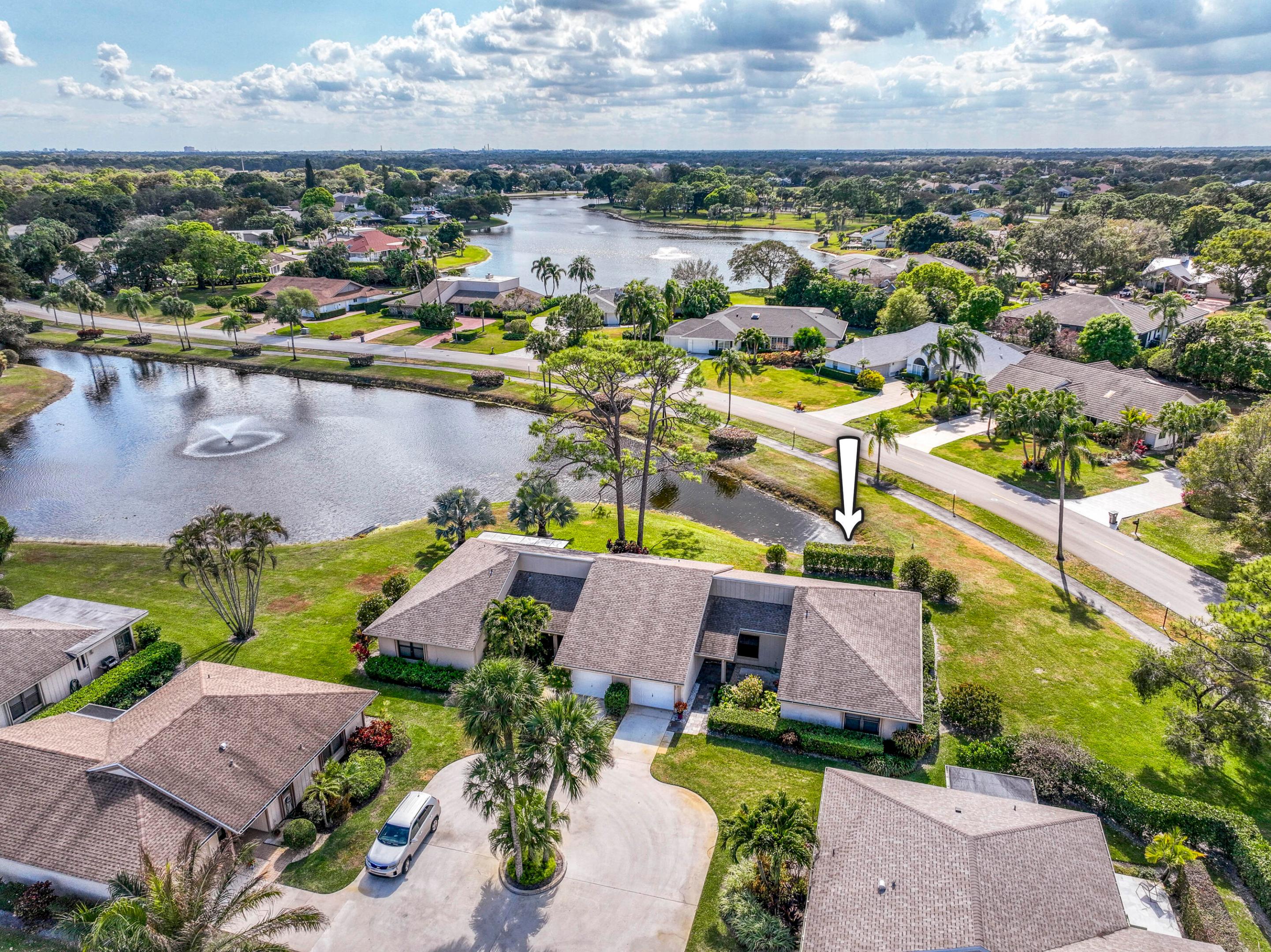 Palm Beach Gardens photo 1