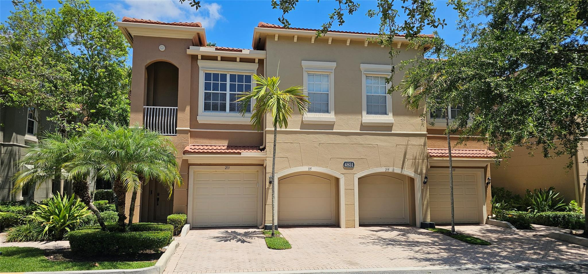 Palm Beach Gardens photo 1
